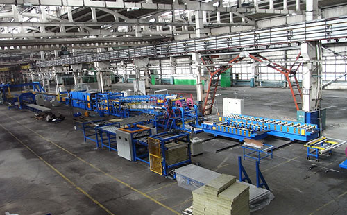 夾芯板生產(chǎn)車間